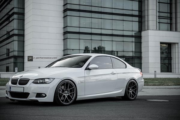 Z-Performance Seven Matte Gunmetal 8,5x19 5x120 ET35 Velgen