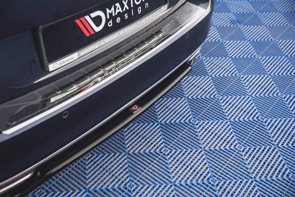Diffuser V.1 VW Passat B8 Glans Zwart