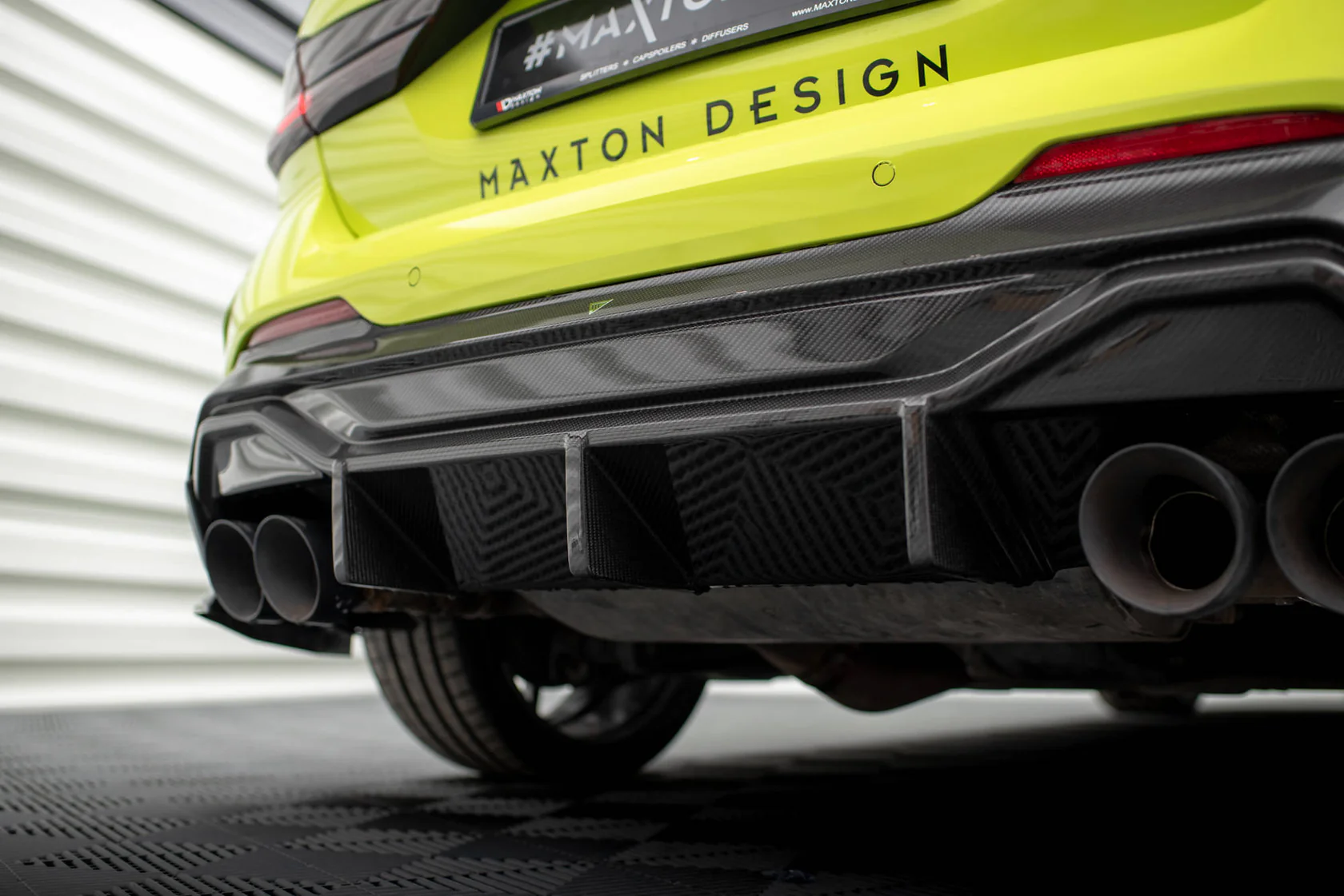Carbon Fiber Diffuser  BMW 1 F40 M135i Prepreg V.1 + Milltek Sport Exhaust