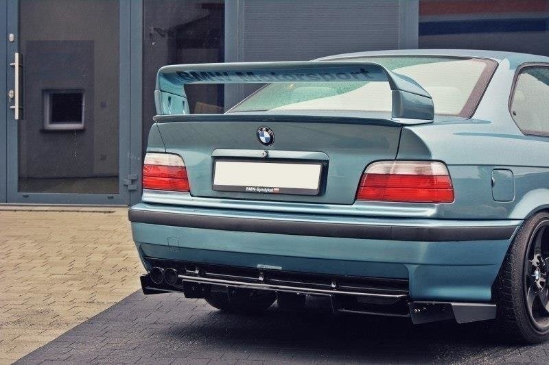 AchterDiffuser BMW M3 E36 Glanzend Zwart