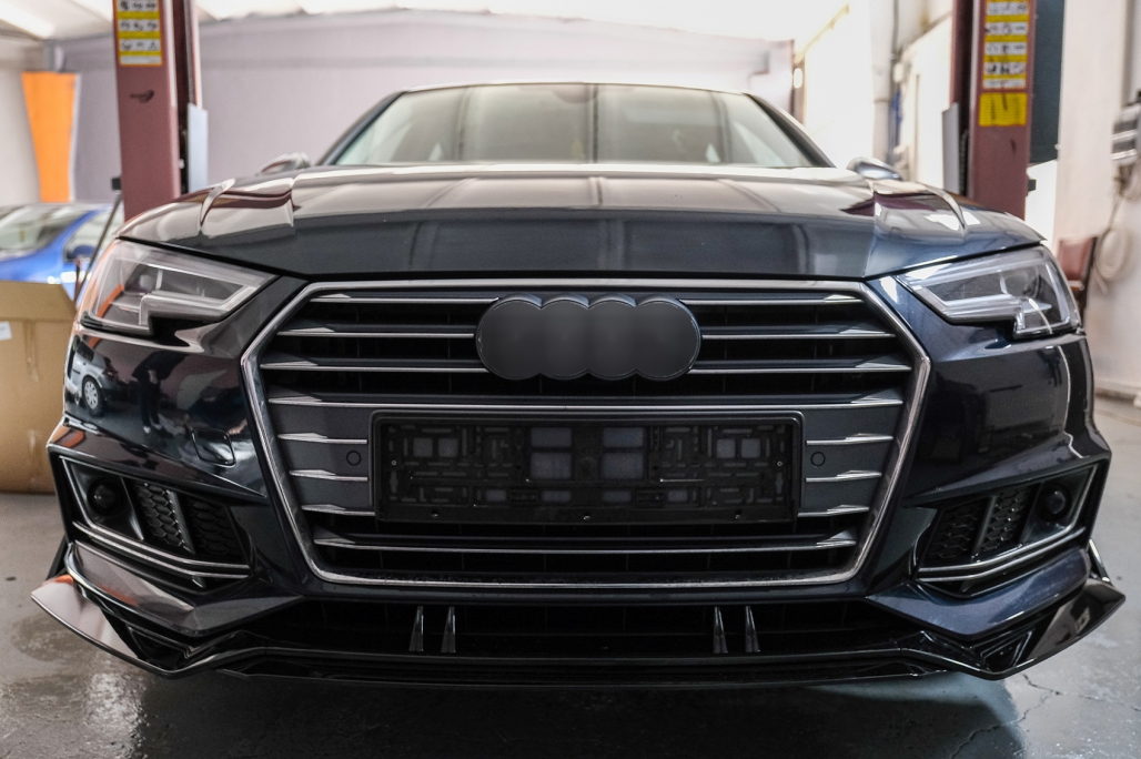 Voorspoiler Audi A4 B9 8W S-Line (2016-2018) Glans Zwart
