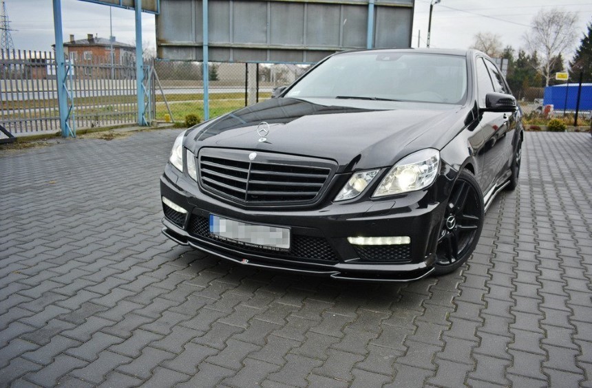 Voorspoiler Mercedes E63 AMG W212 Maxton Design glans zwart
