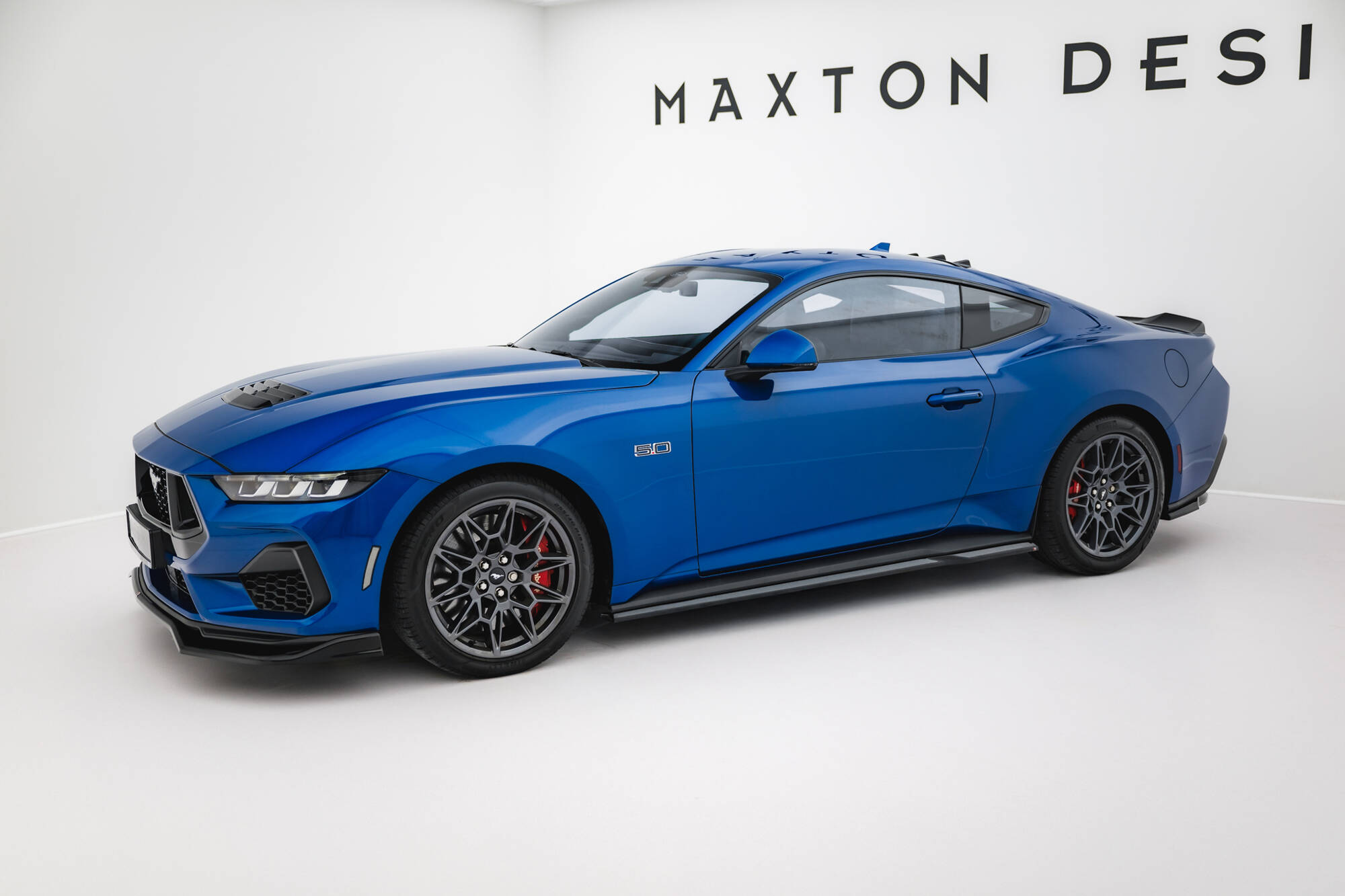 Zijskirts Ford Mustang GT MK7 Maxton Glanzend zwart