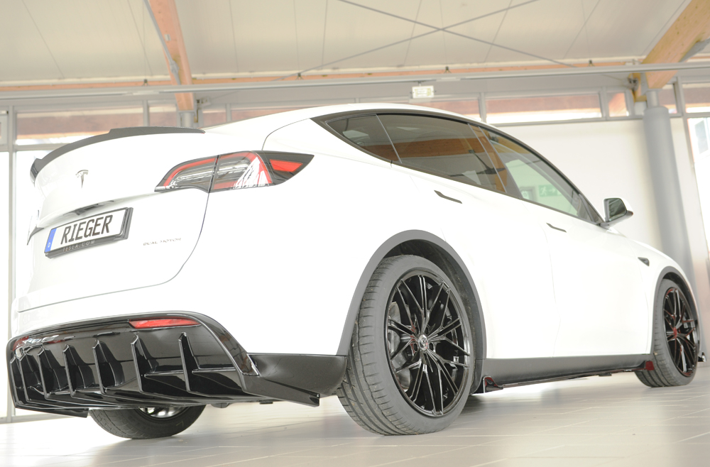 Spoiler Tesla Model Y Rieger Glans Zwart
