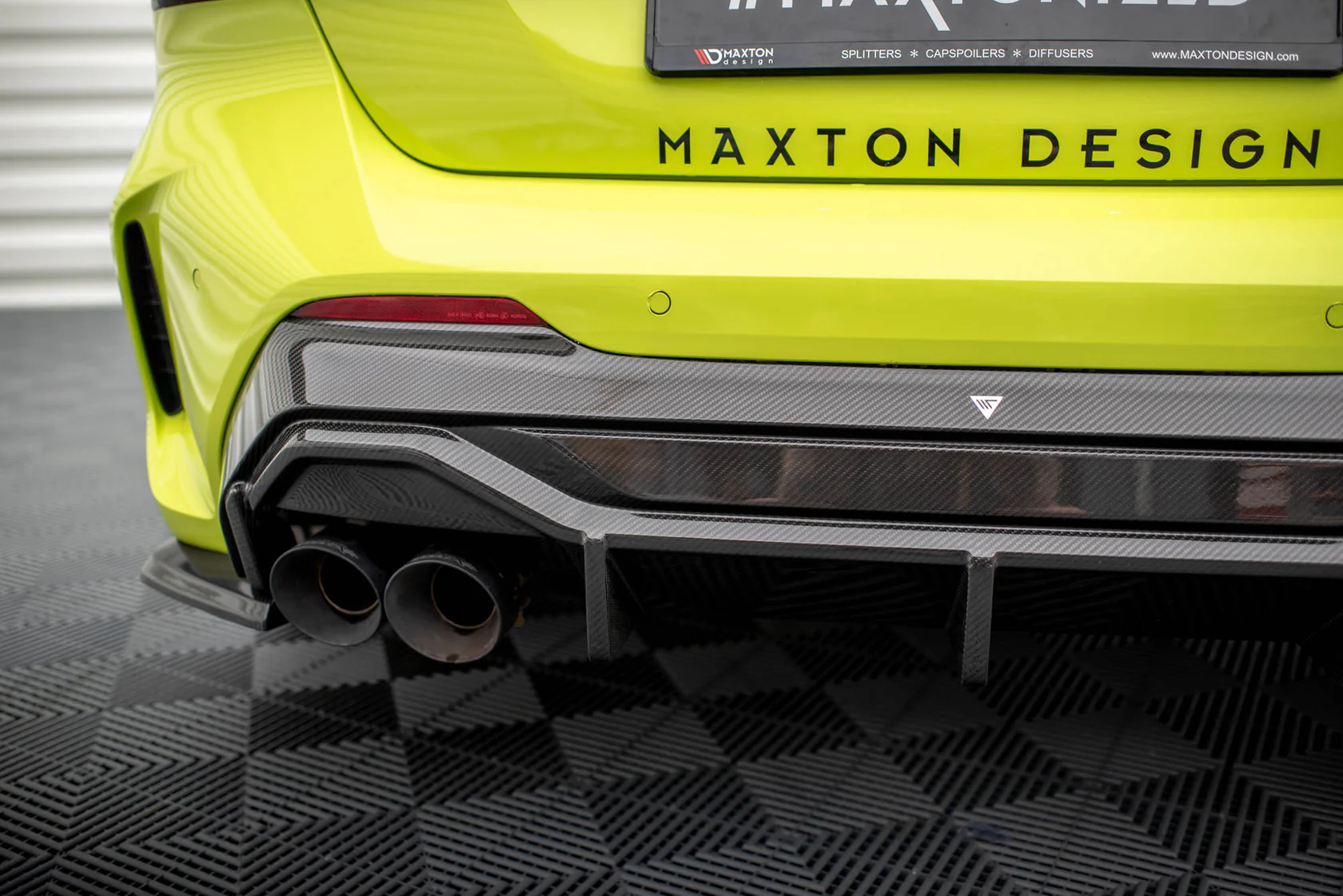 Carbon Fiber Diffuser  BMW 1 F40 M135i Prepreg V.1 + Milltek Sport Exhaust