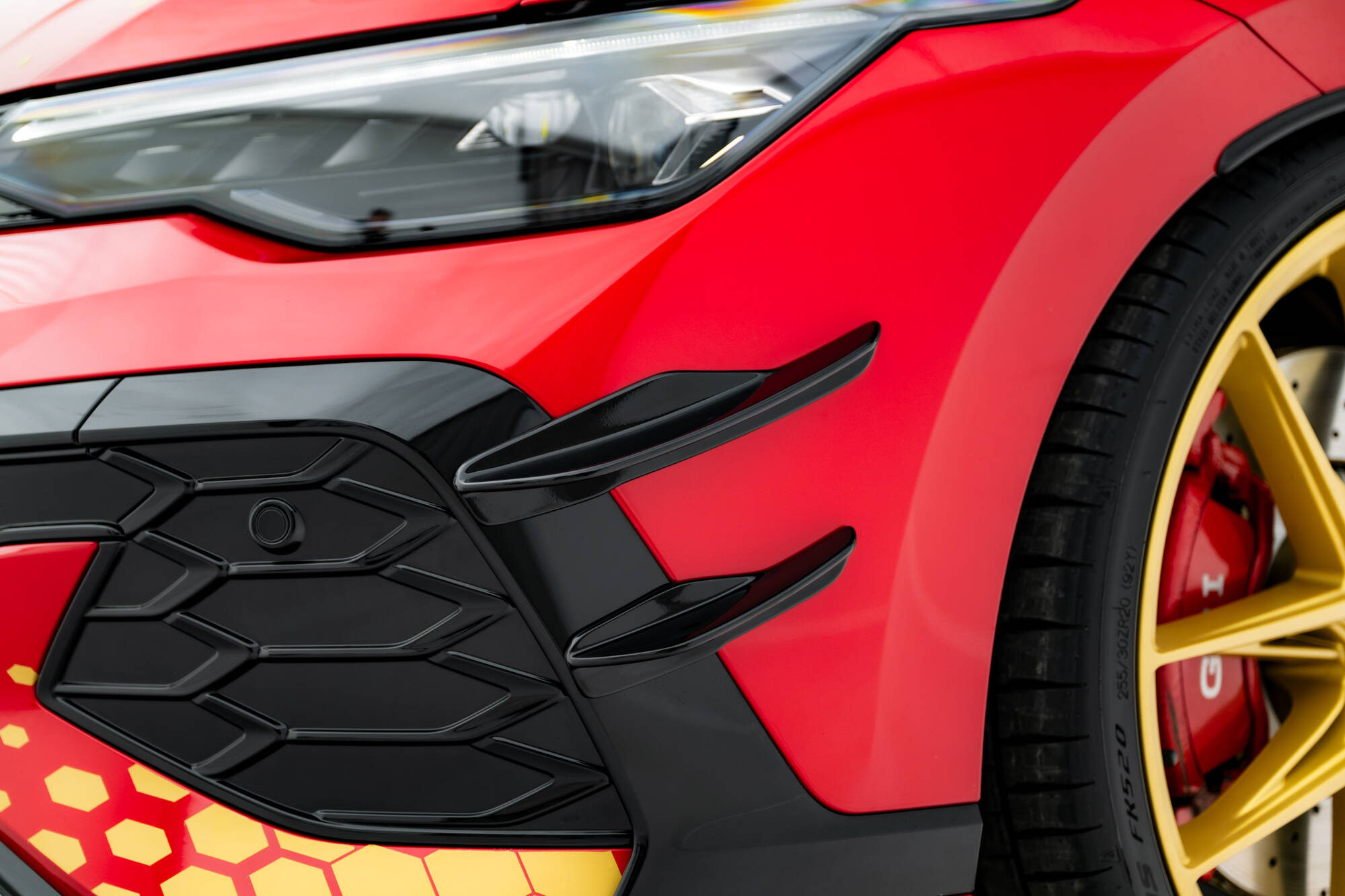 Voorbumper Wings Volkswagen Golf GTI Clubsport MK8 Facelift Maxton Glanzend zwart