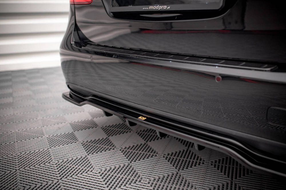 Diffuser Mercedes B Klasse W246 FL Maxton Glans Zwart