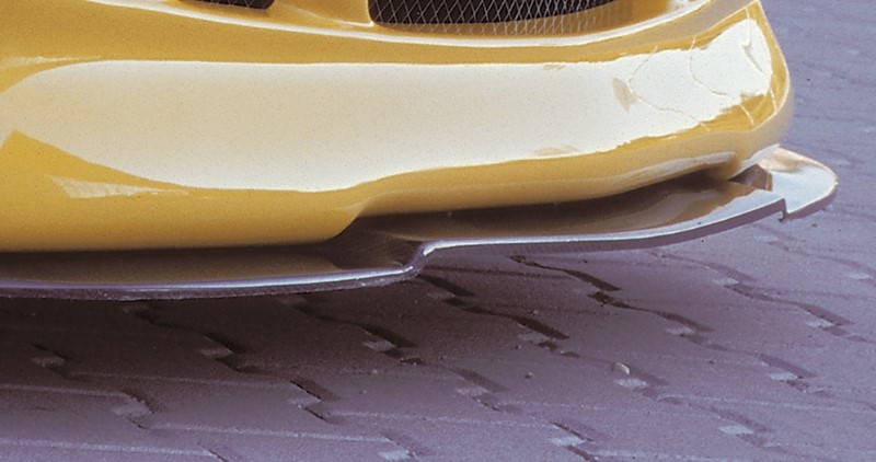 Spoilerzwaard met echt carbon voor Voorspoiler aanzet Mercedes S