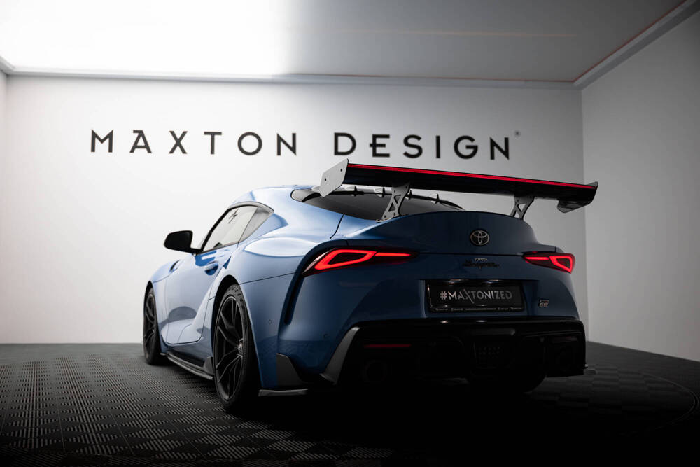 Carbon Spoiler + Led Toyota Supra Mk5