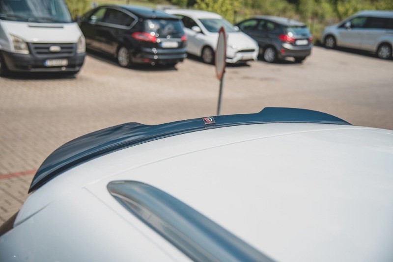 Spoilerkap Ford Mondeo Estate Mk5 Faceliftt Glanzend Zwart Maxton
