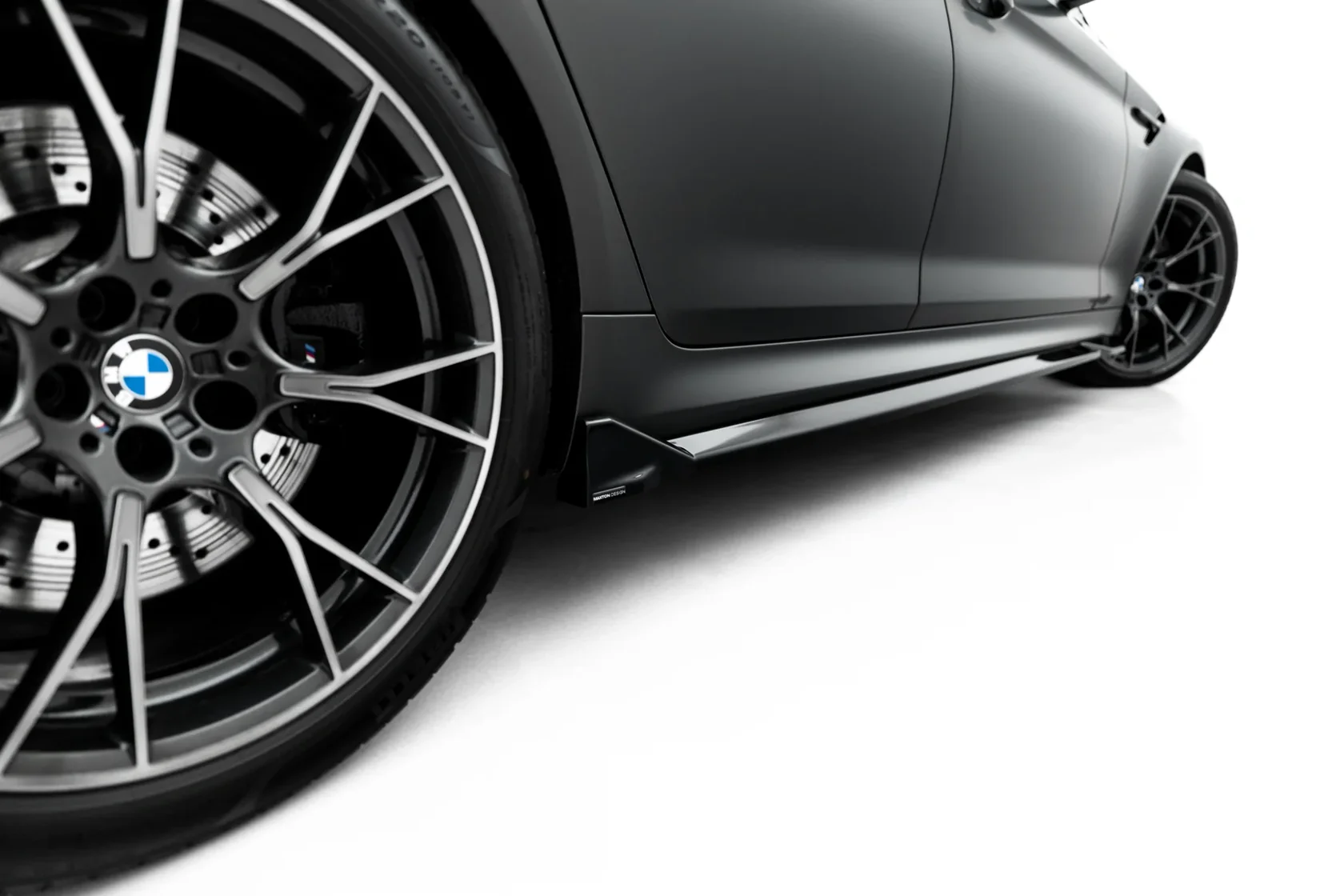 Zijskirts BMW M5 F90 Maxton Glans Zwart V.2