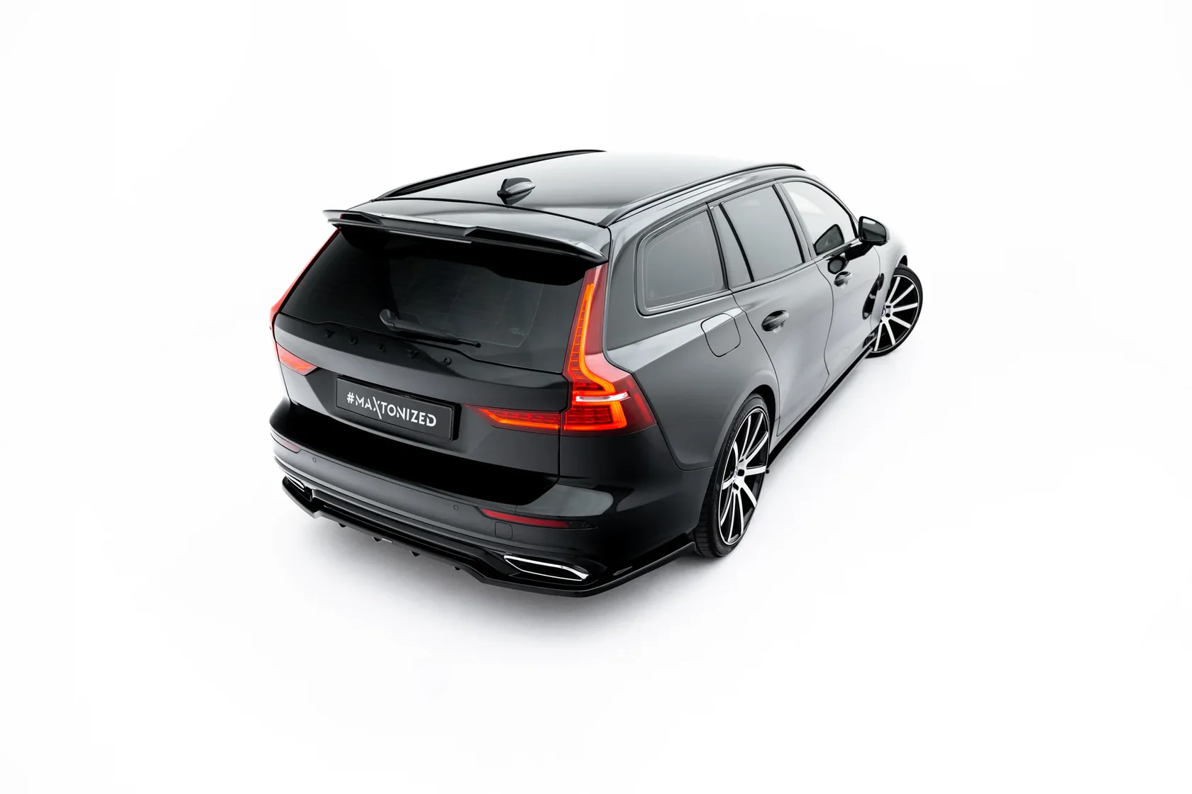 Bodykit Volvo V60 R-Desgin Zwart Glans Maxton