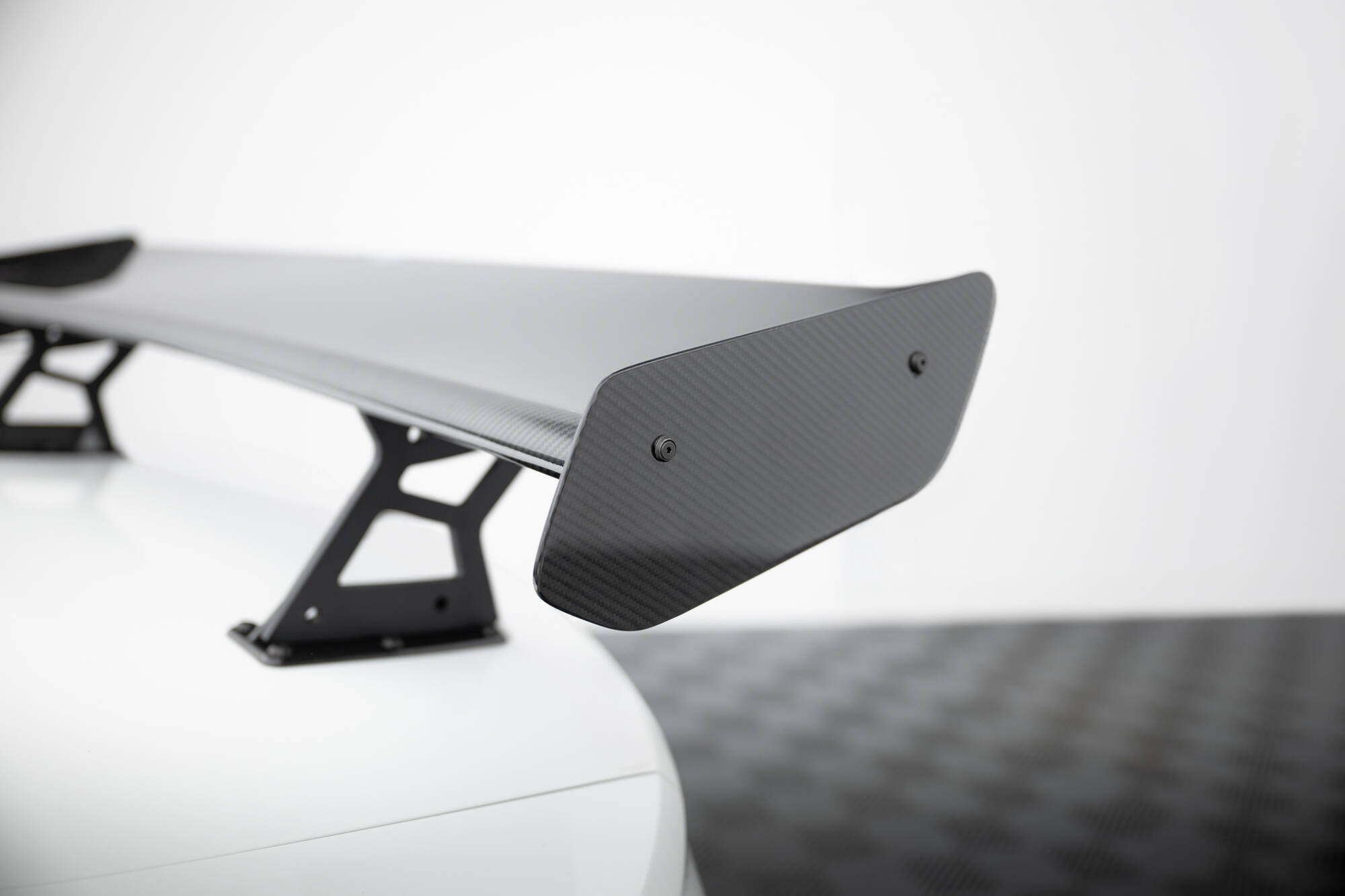Carbon Spoiler Volkswagen Jetta GLI MK7 Maxton Glans zwart