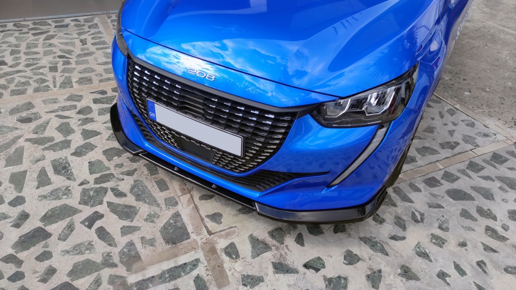 Voorspoiler Peugeot 208 Mk2 (2020-Up) Glans Zwart