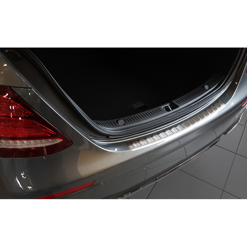 RVS Achterbumperprotector  Mercedes E-Klasse W213 Sedan 2016-2020 & FL 2020-2023 'Ribs'