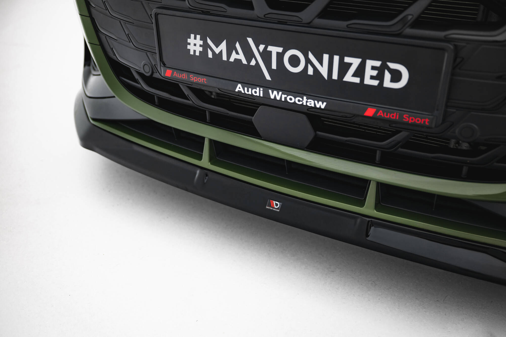 Voorspoiler V.3 Audi S3 / A3 S-line 8Y Facelift Maxton Glanzend zwart
