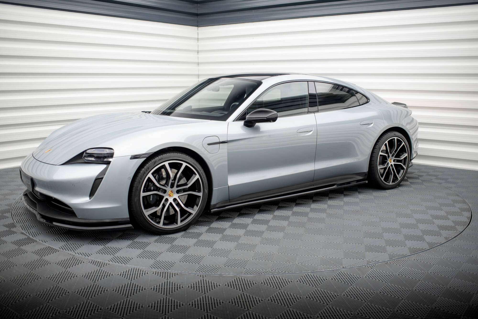 Bodykit Porsche Taycan / Taycan 4 / Taycan 4S / Taycan GTS Mk1 (2019–2024)