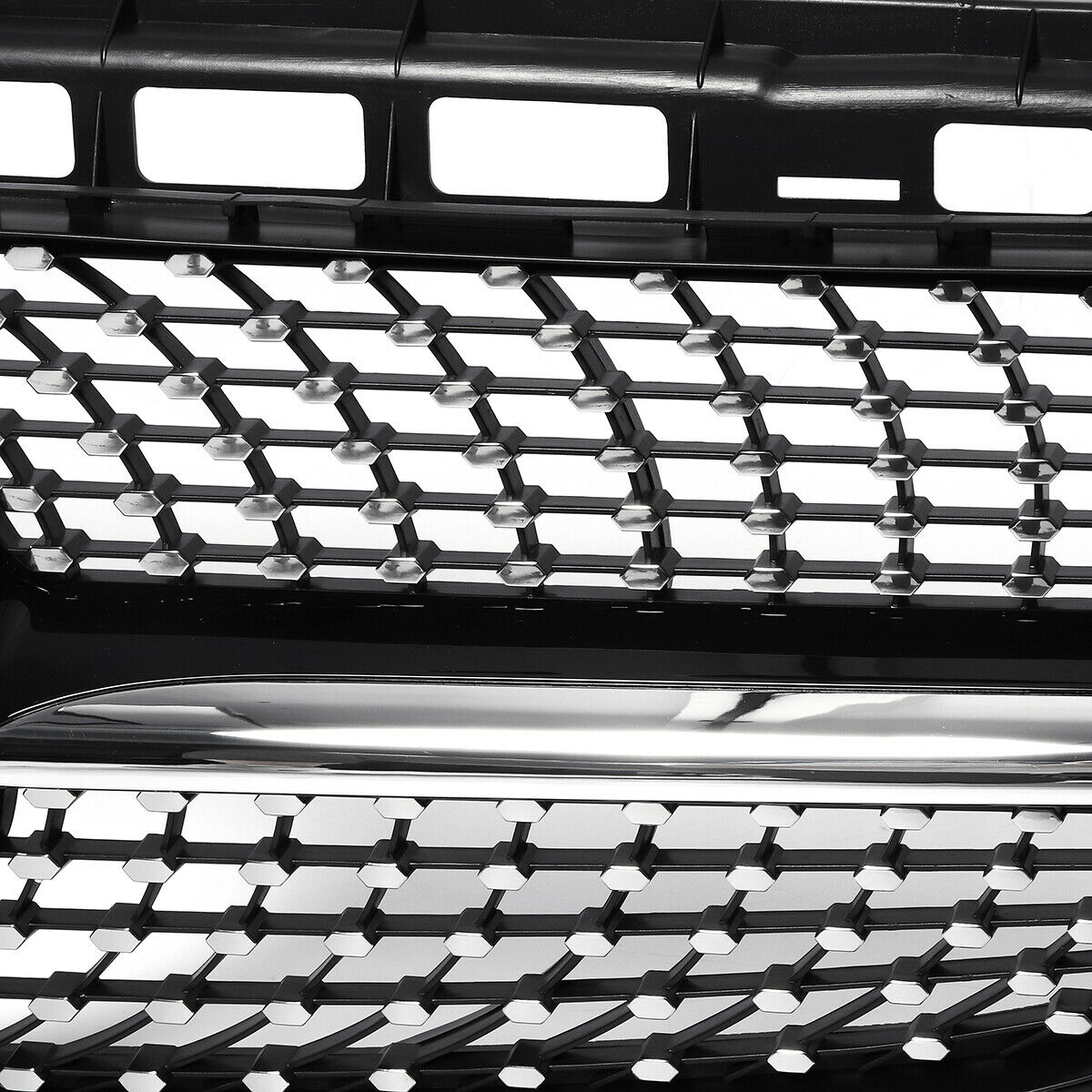 Grill Mercedes CLA C117 13-16 Diamond Zwart / Chroom OUTLET