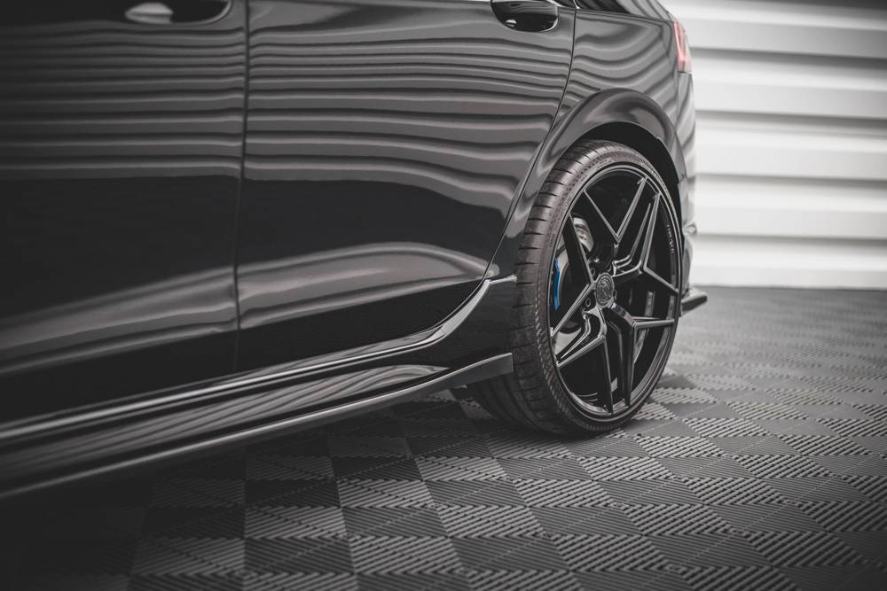 Zijskirts V.2 Volkswagen Golf 8 R Maxton Glans Zwart