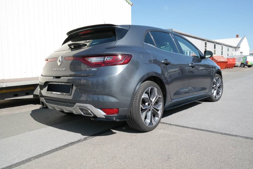 Achterzijde skirts Renault Megane 4 GT-Line Maxton Design glans zwart