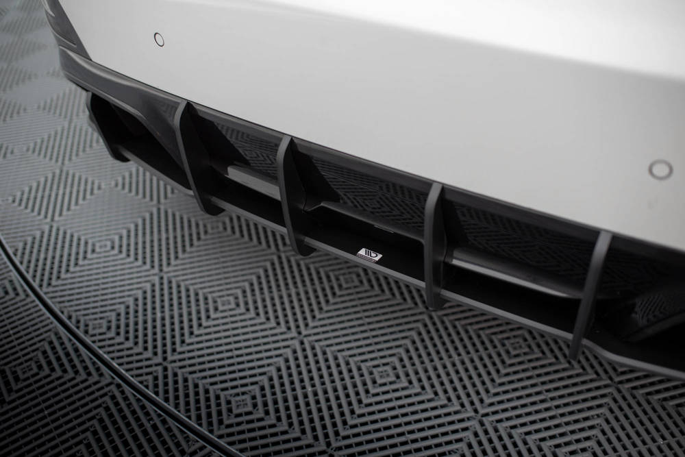 Diffuser Street Pro BMW i4 G26 M Pakket Maxton