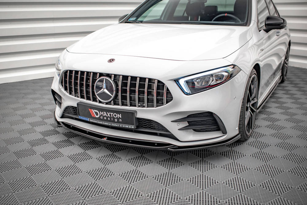 Voorspoiler V.5 Mercedes A Klasse W177 A35 AMG/AMG Line Glans Zwart
