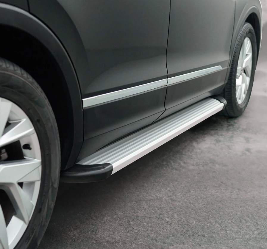 Treeplanken voor Toyota Hilux 04-15 aluminium grijs