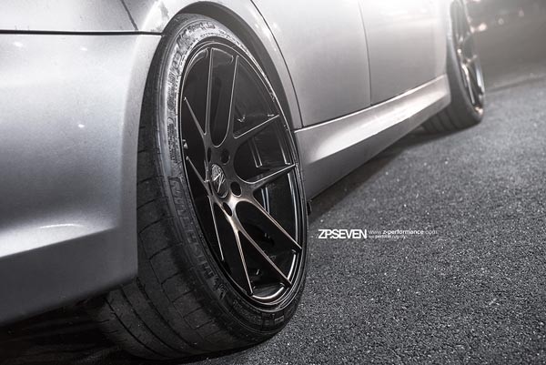 Z-Performance Seven Matte Black 9x18 5x120 ET38 Velgen