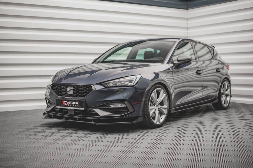 Sideskirts met Canards Street Pro Seat Leon FR MK4