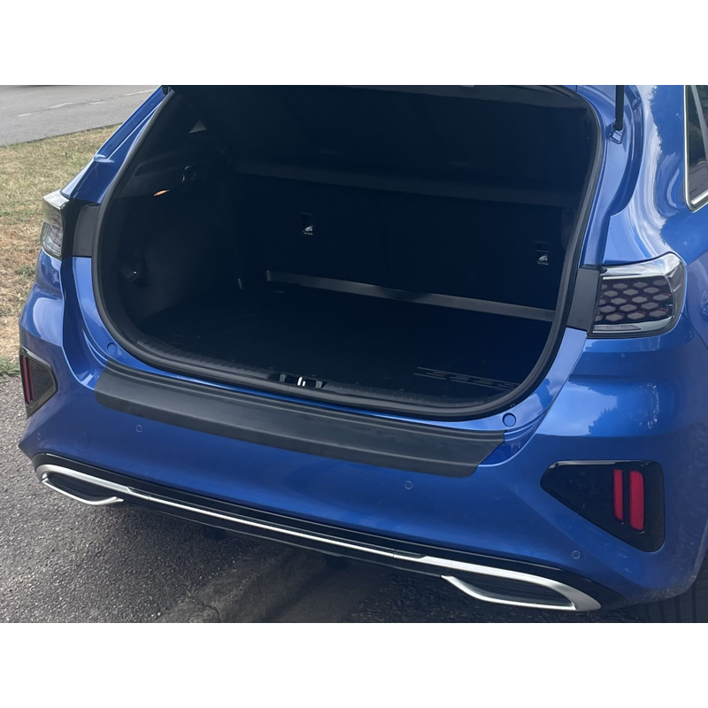 ABS Achterbumper beschermlijst  Kia Cee'd (CD) HB Facelift 10/2021- Zwart