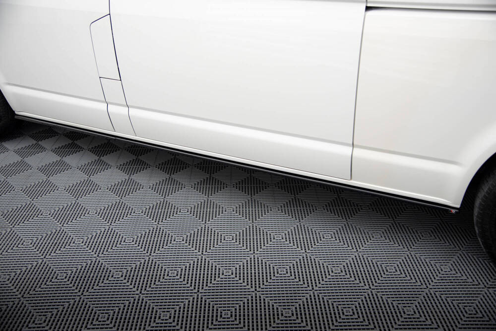 Zijskirts Volkswagen Transporter T6.1 Maxton Glans Zwart