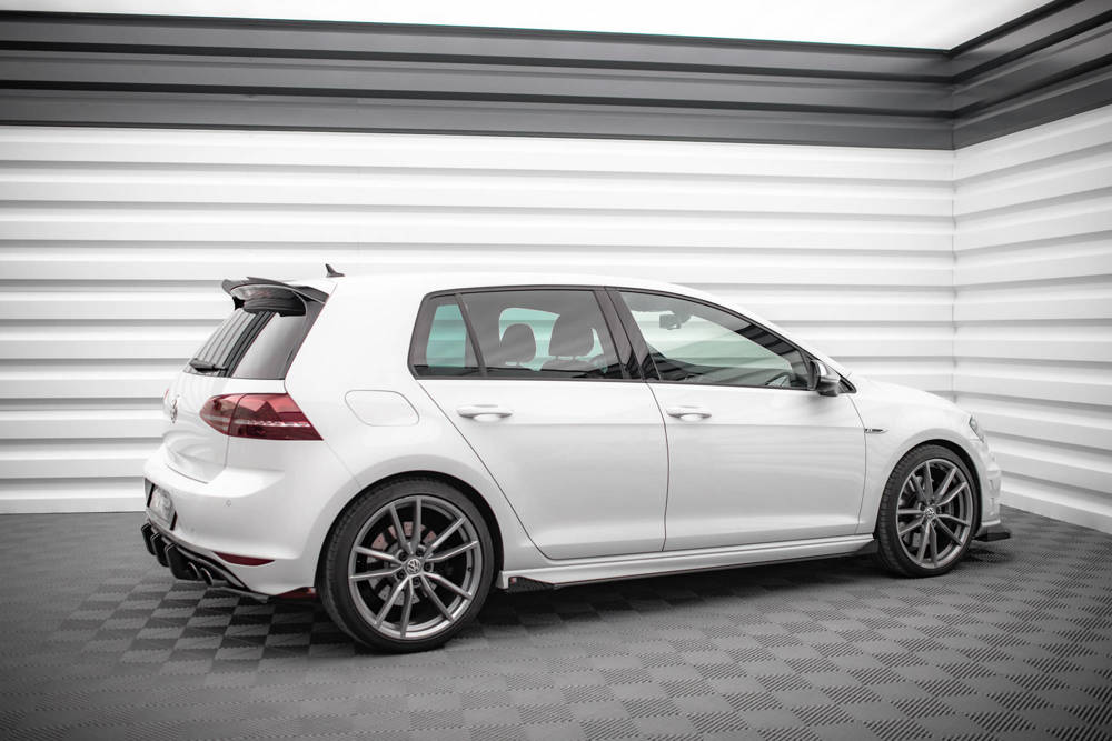 Street Pro zijskirts Golf 7 R Maxton