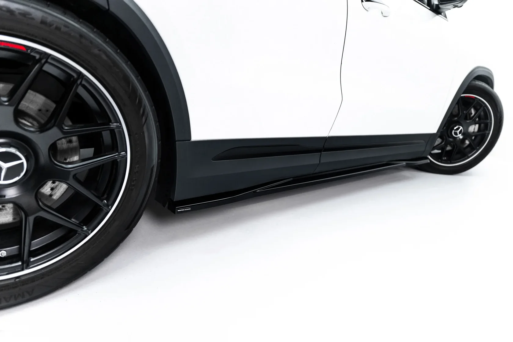 Zijskirts Mercedes-AMG GLA 35 H247 Glans Zwart