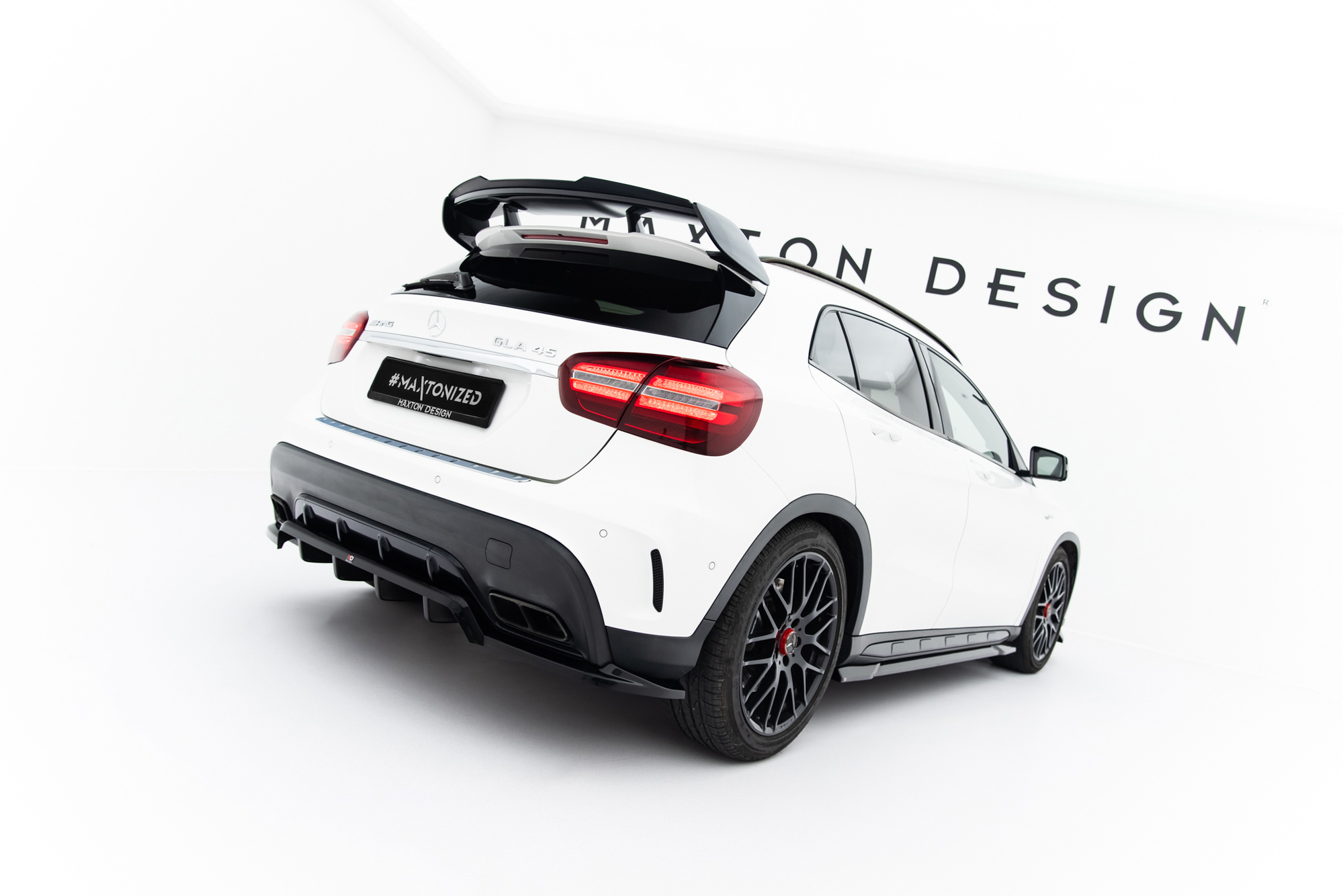 Bodykit Mercedes-Benz GLA 45 AMG X156 Facelift