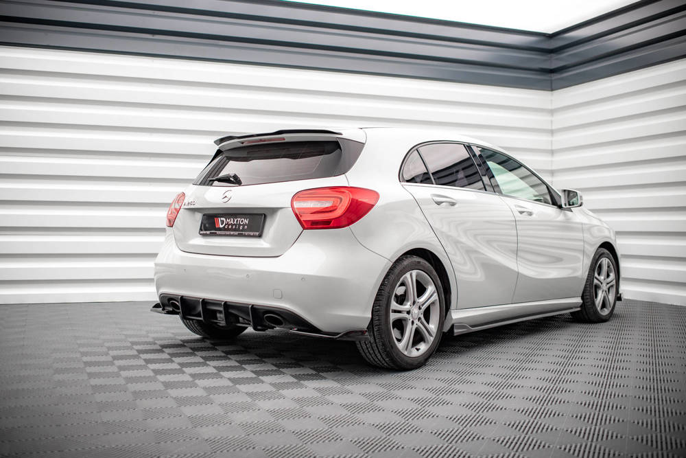 Spoiller cap Mercedes A-klasse W176 Maxton Design glans zwart