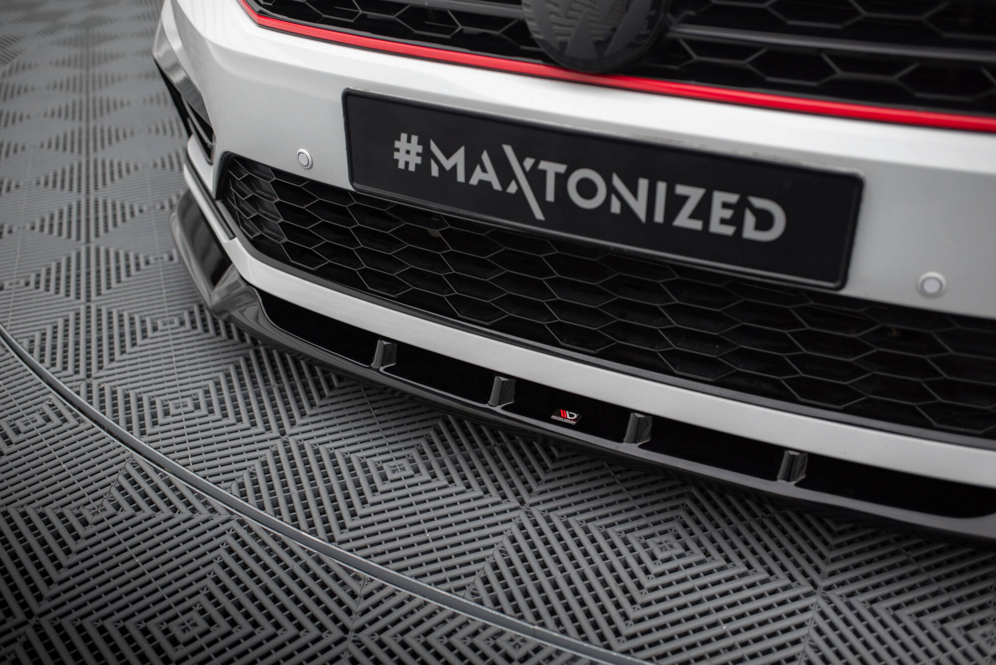 Bodykit Volkswagen Passat GT B8 Facelift USA Maxton Glanzend zwart