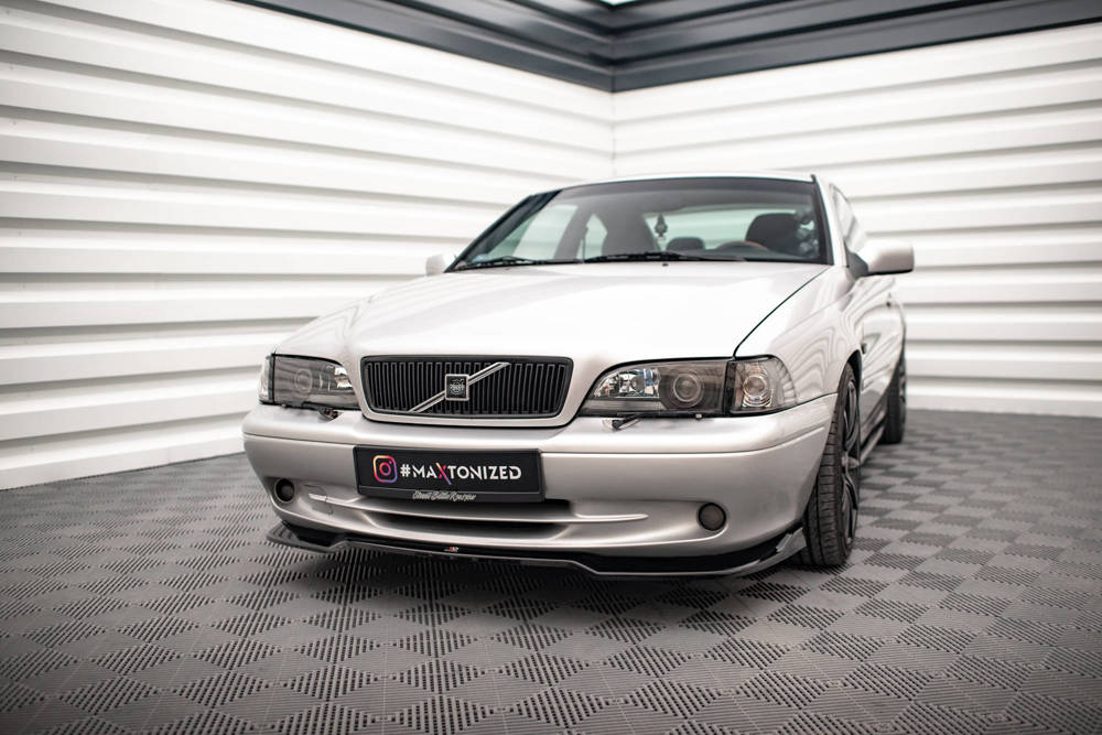 Voorspoiler V.2 Volvo C70 MK1 Maxton Glans Zwart
