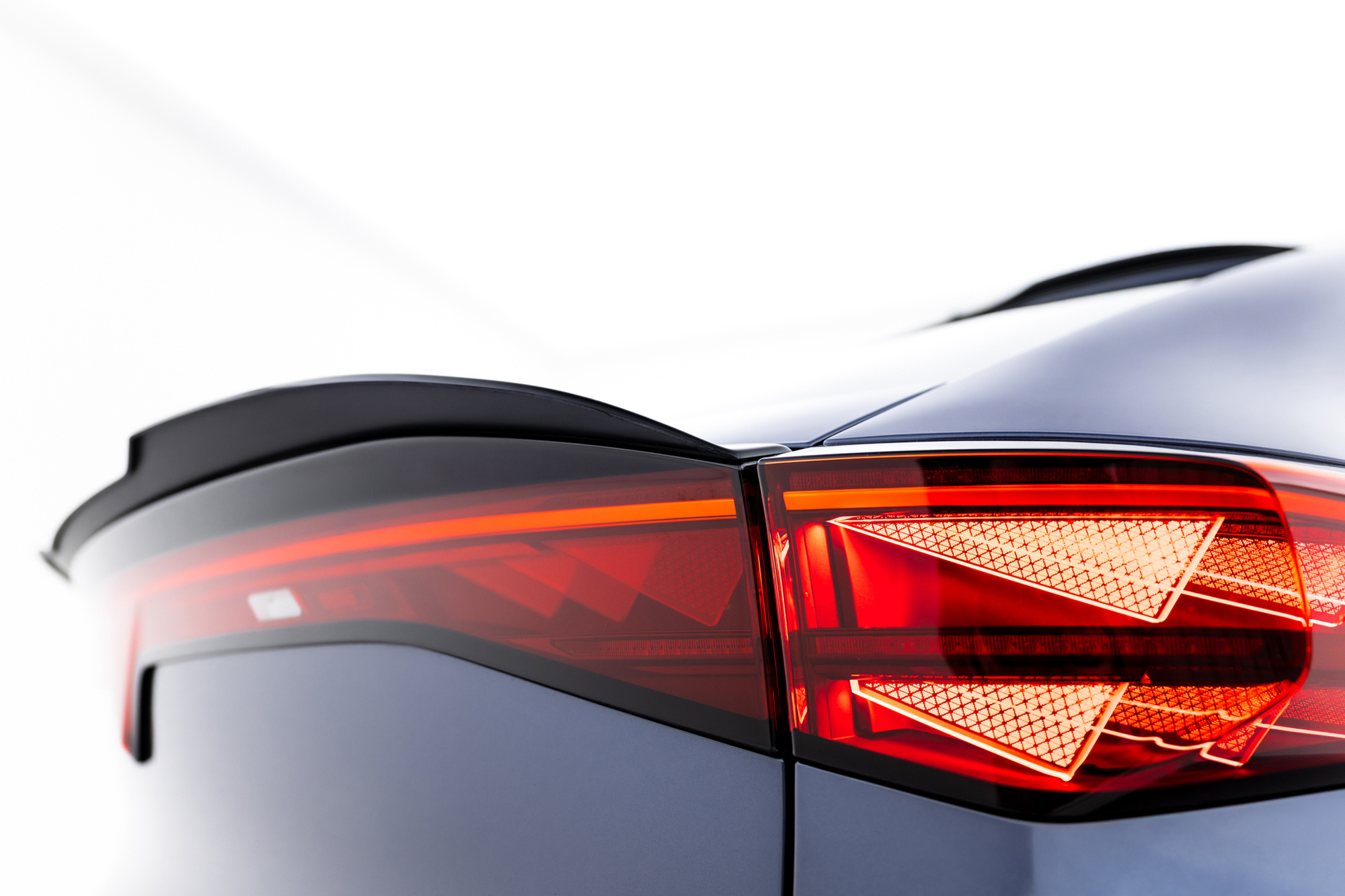 Achterspoiler Cupra Tavascan Mk1