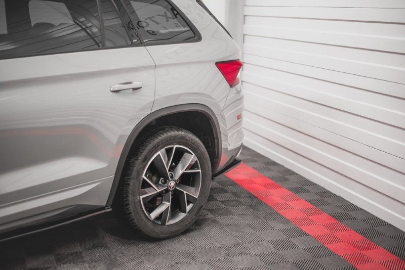 Achterzijde skirts Skoda Kodiaq 1 sportline Maxton Design glans zwart