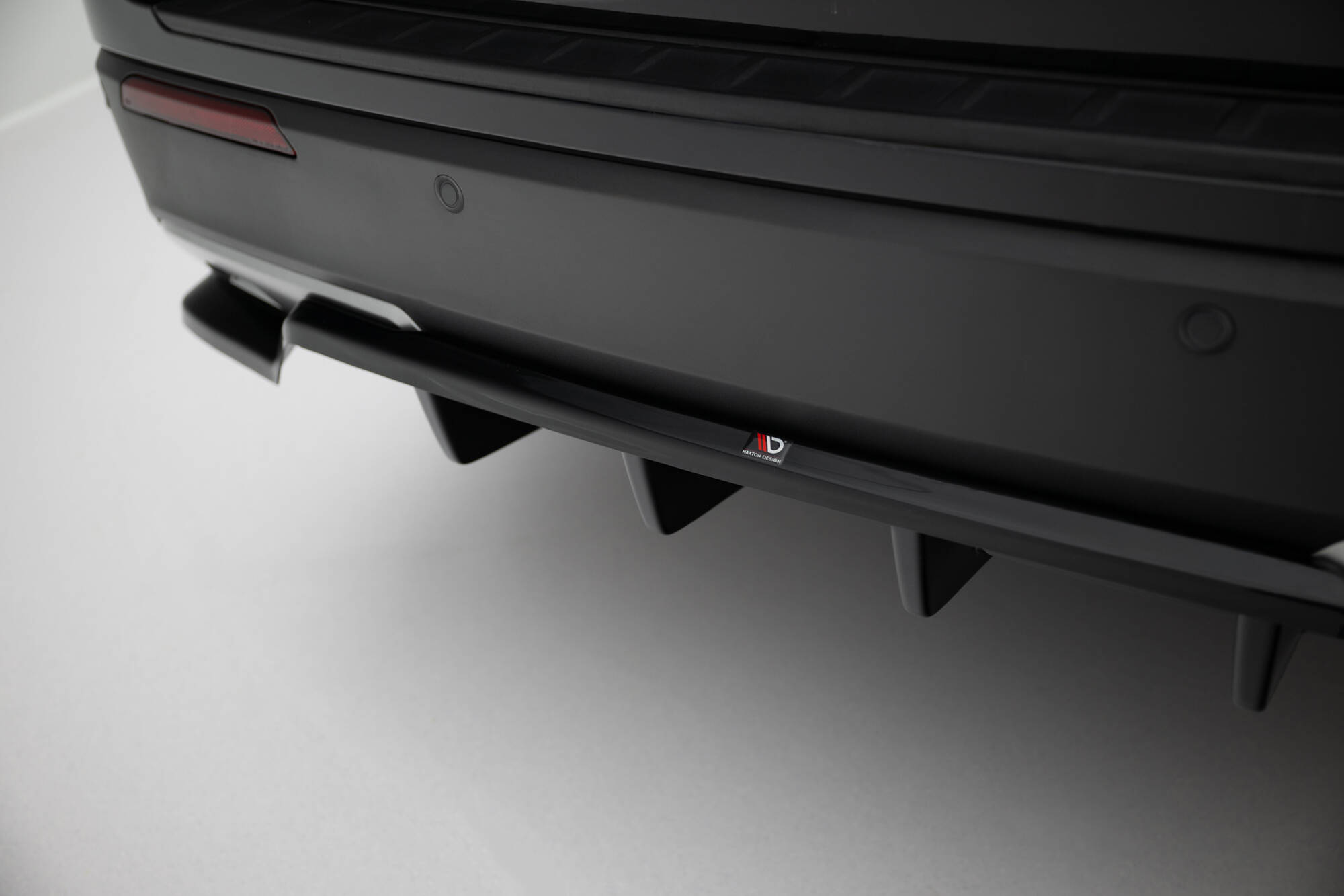 Achter Diffuser Ford Explorer XLT MK6 Maxton Glanzend zwart