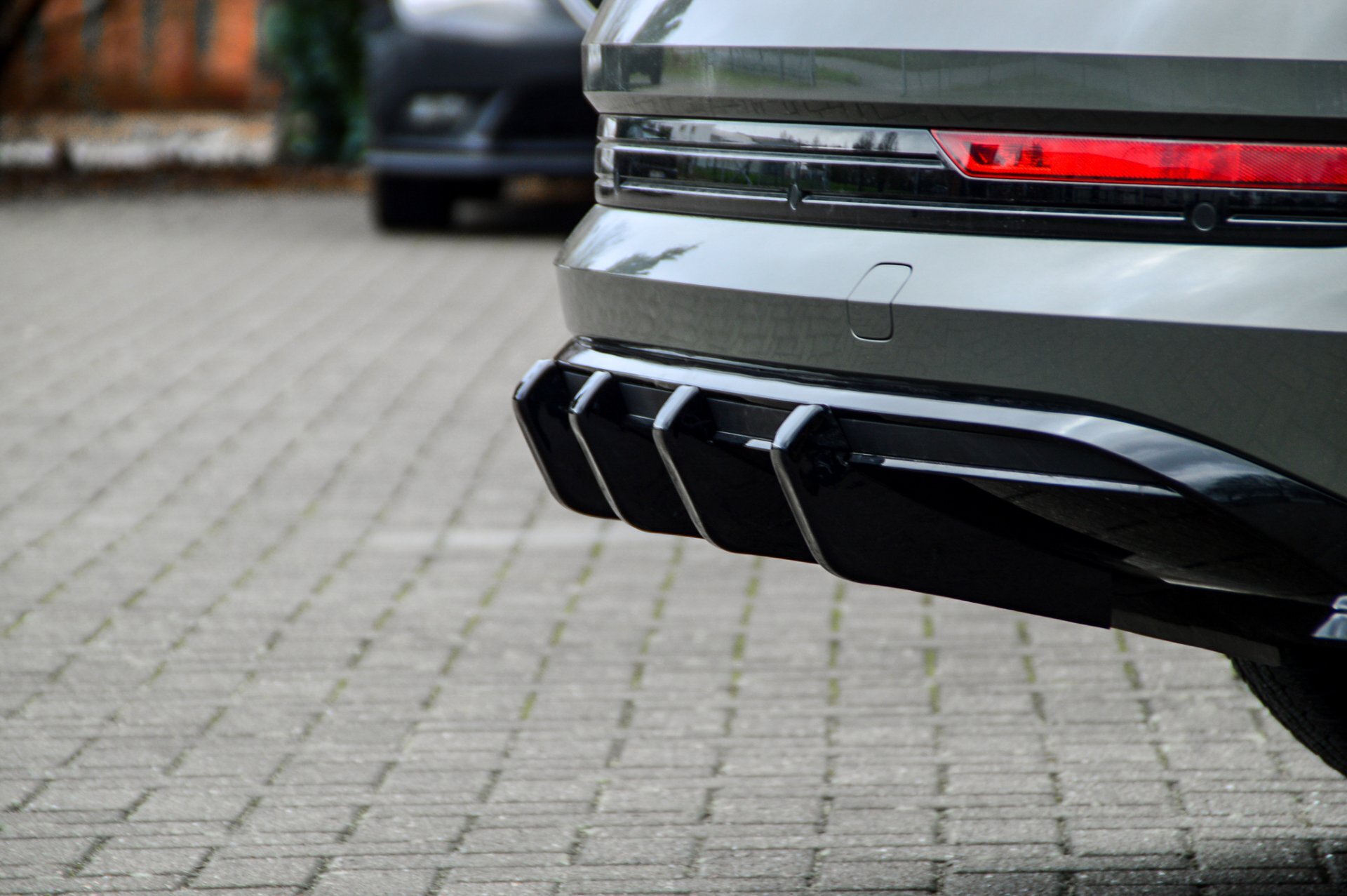 Diffuser Audi E-Tron S-Line IN Tuning Glans Zwart