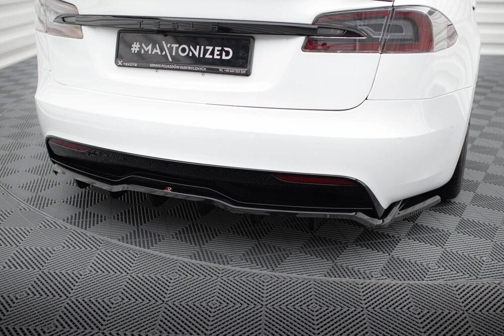 Achterbumper diffusor Tesla Model S Plaid Gloss-Black V2