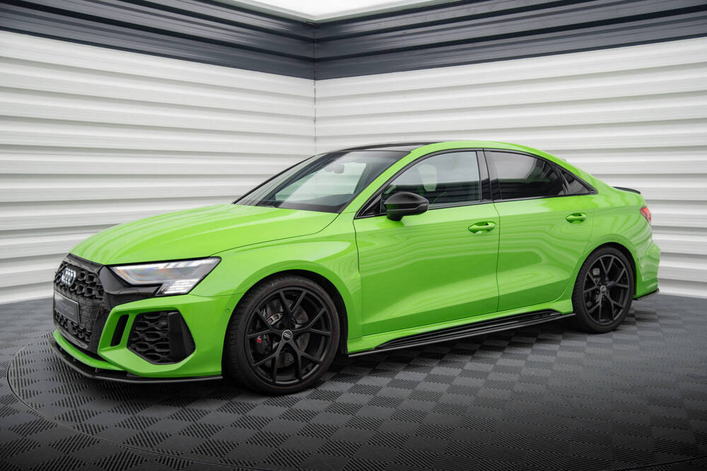 Zijskirts Audi RS3 8Y Limousine Maxton Carbon