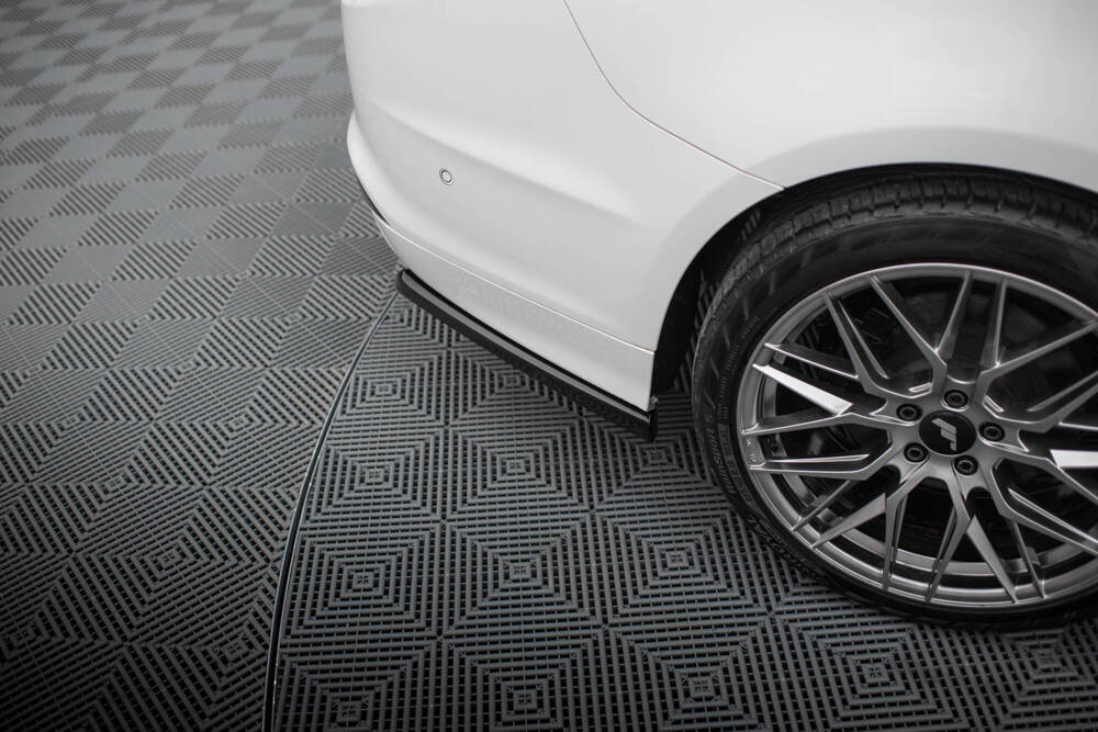 Zijdiffusers Ford Mondeo Sport Facelift Maxton Glans Zwart