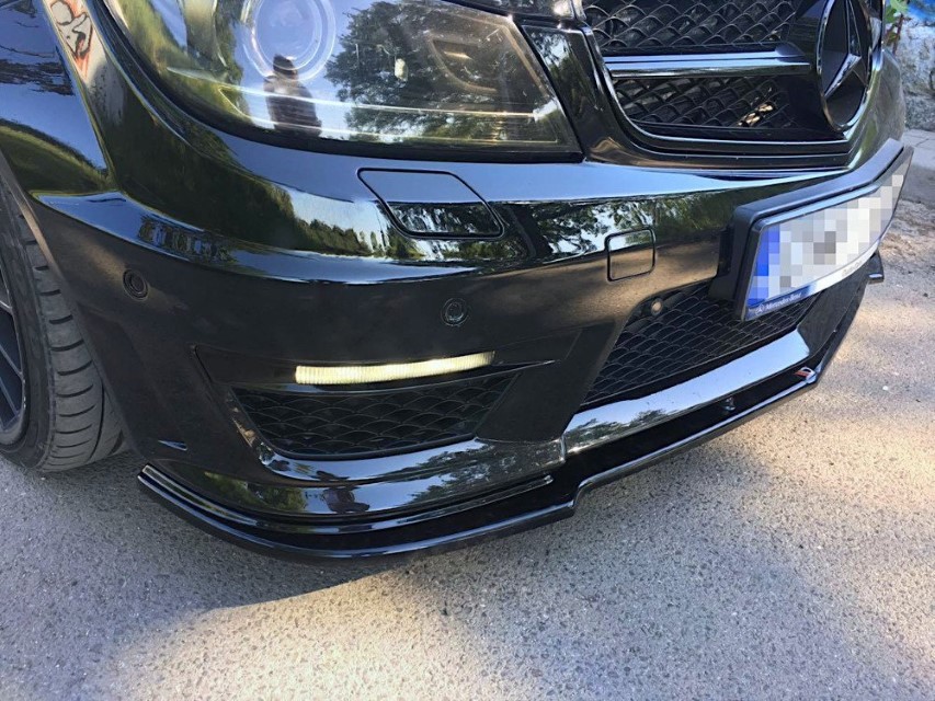 Voorspoiler Mercedes AMG C63 W204 Maxton Design glans zwart
