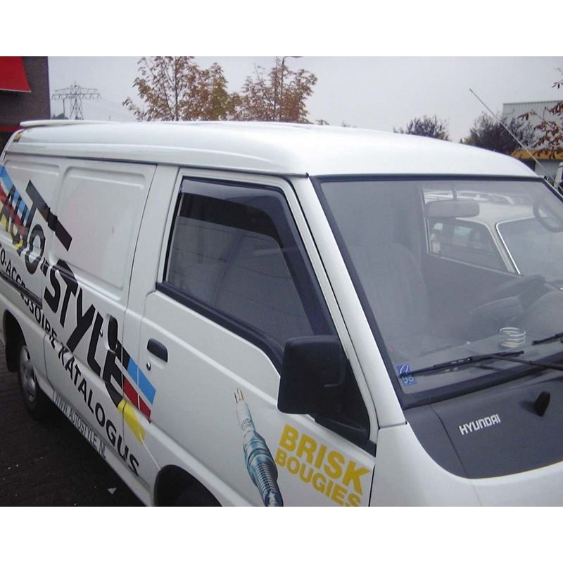 Zijwindschermen Hyundai H1 5drs 5/06- (Starex)