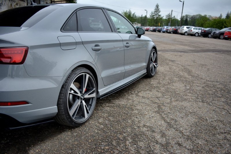 Zijskirts Diffusers Audi RS3 8V FL Sedan Glanzend Zwart