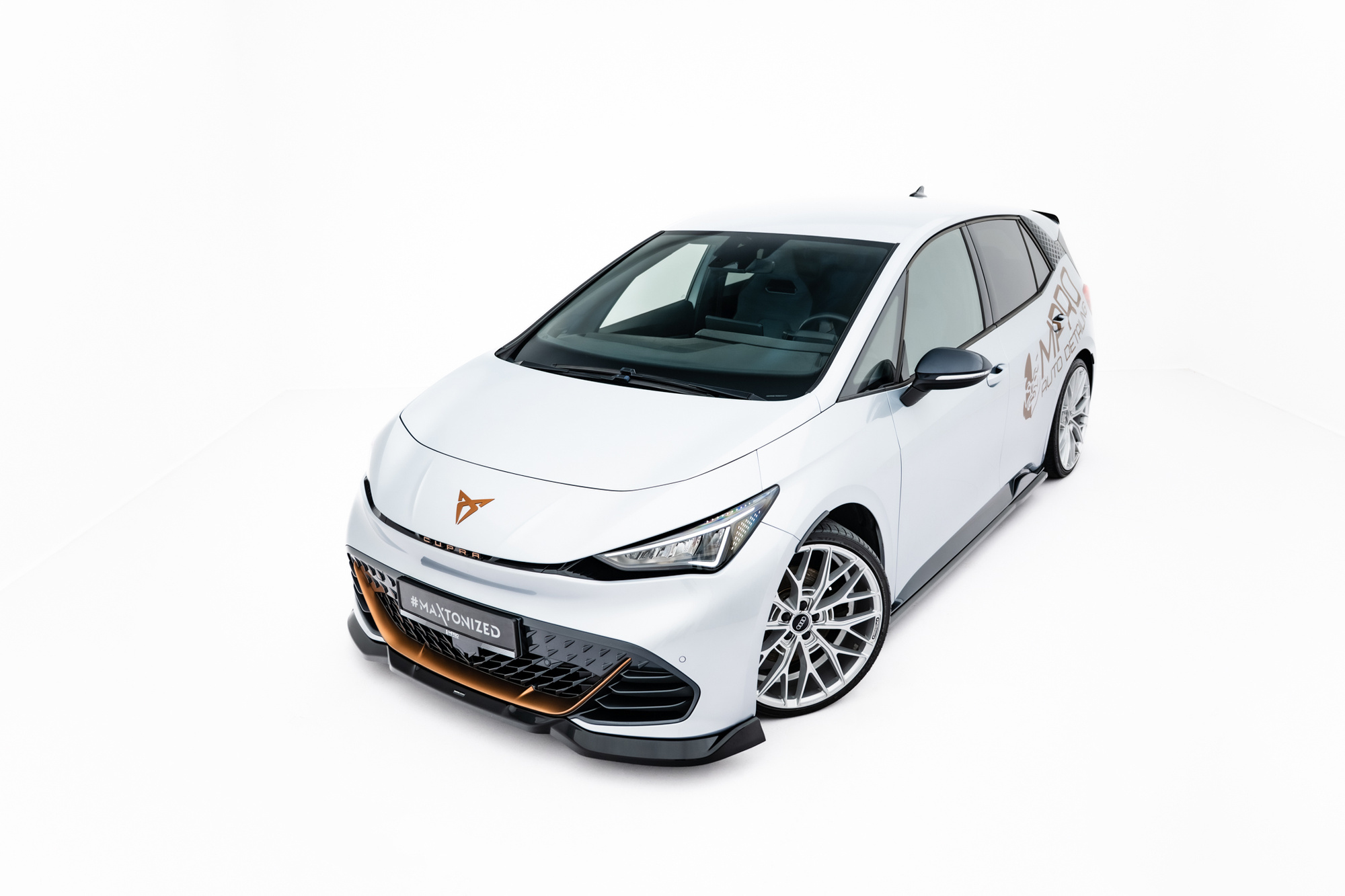 Voorspoiler Cupra Born Mk1 2021 – Maxton Design  V.2