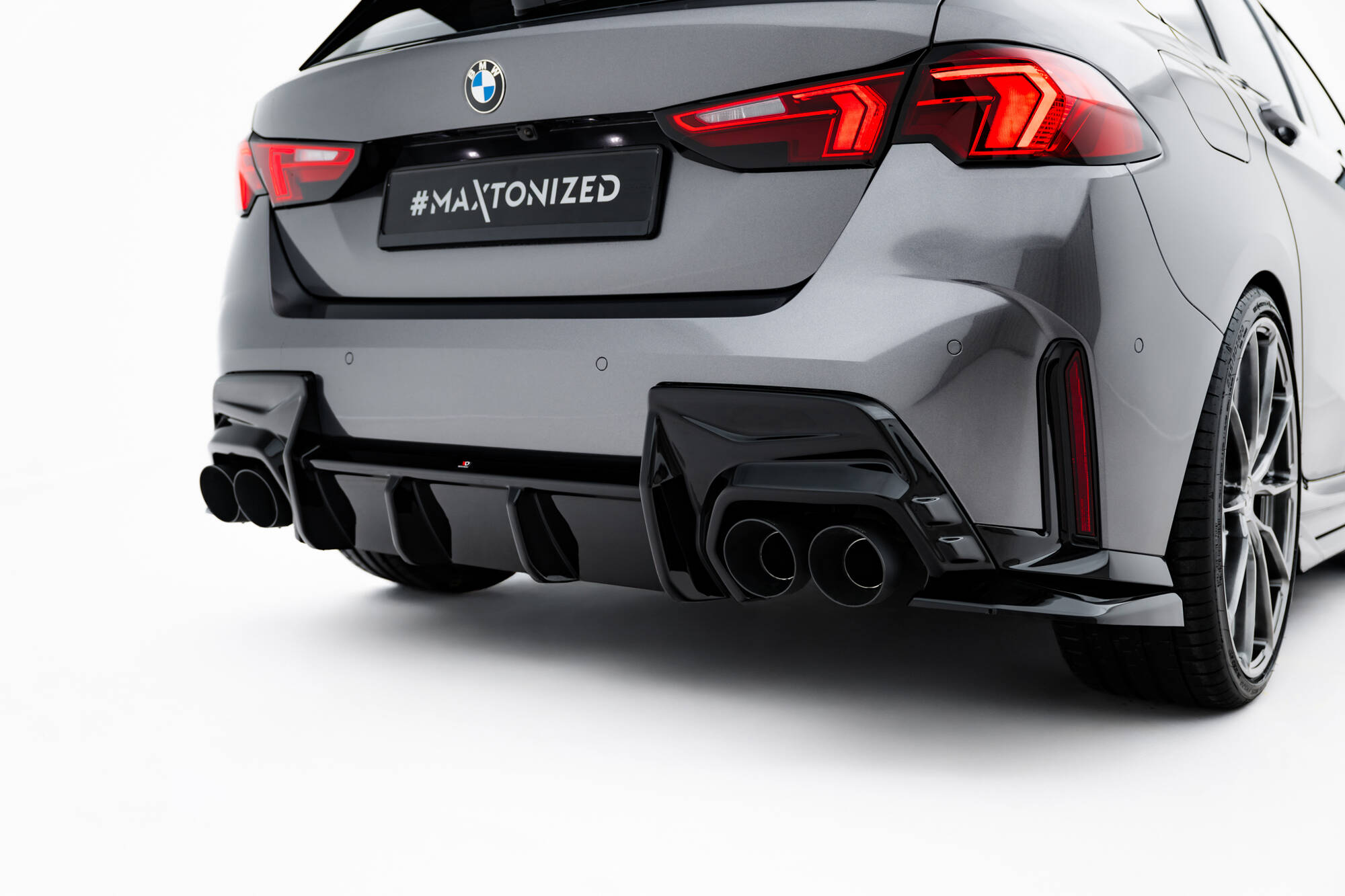 Achter Diffuser BMW M135i F70 Maxton Glanzend zwart
