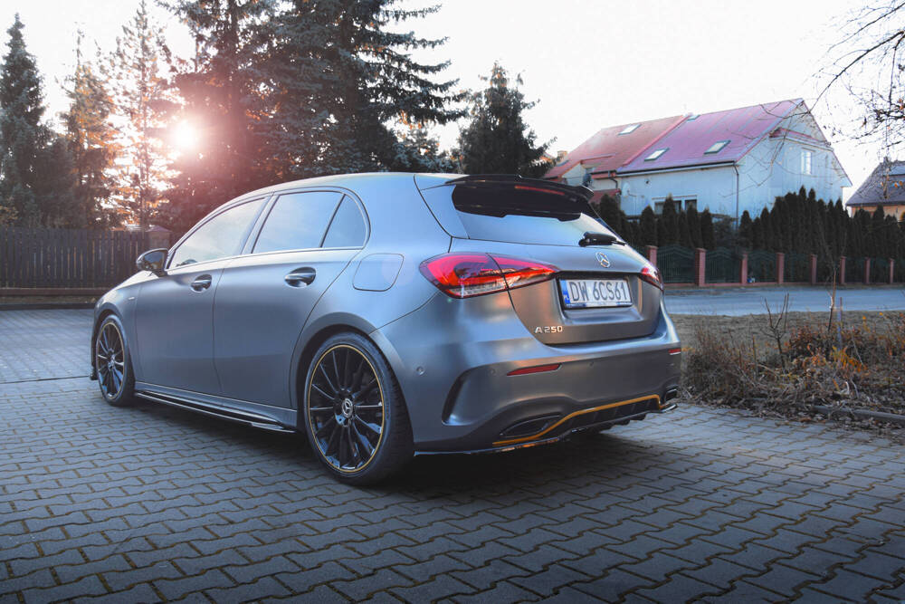 Diffuser Mercedes A Klasse AMG Pakket W177 Maxton Glans Zwart
